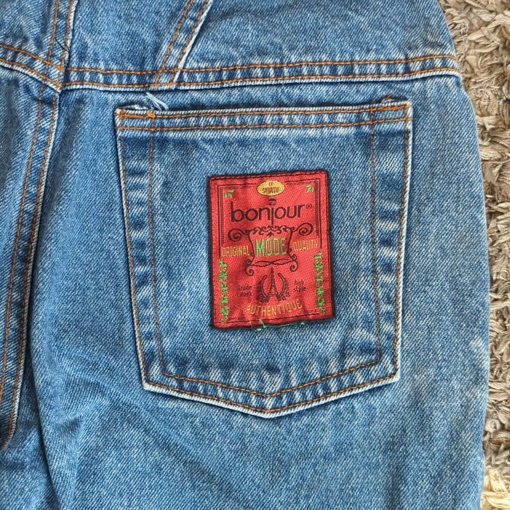 Bonjour Vintage Denim High Rise Jeans With Zipper Bow Design Rear Hem Size 26" - Picture 9 of 13